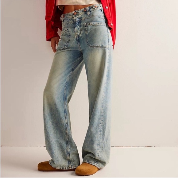 Free People Palmer Cuffed Jean in La La Land - Picture 5 of 12